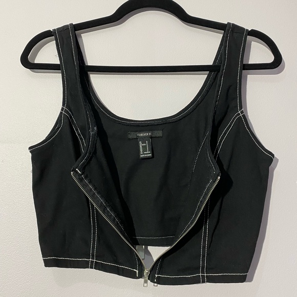Forever 21 Zippered Crop Top - Picture 3 of 3